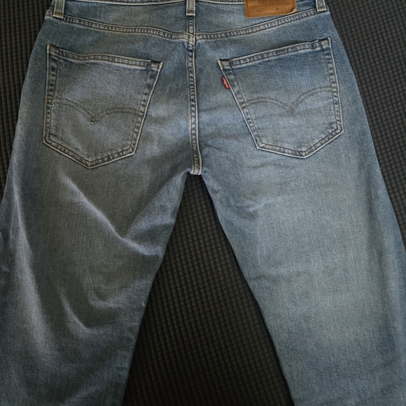 Levi's Men's Light Blue Straight-Leg Jeans - Picture 5 of 7